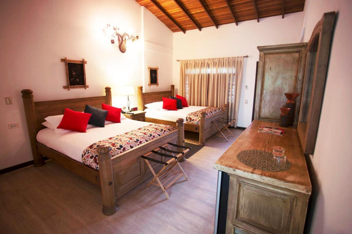 Ara Meru Lodge Canaima Ngoại thất bức ảnh